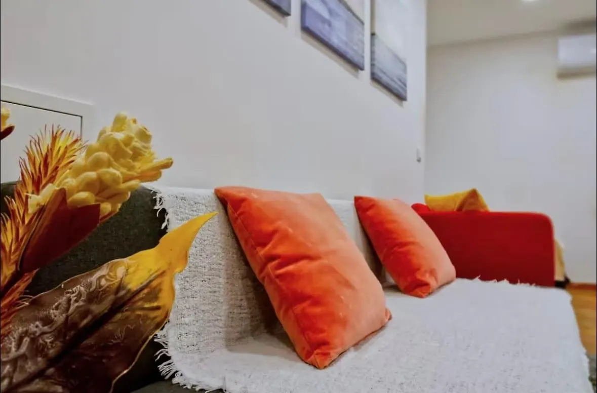 Apartment Homey Haven With A Rustic Charm Lisbon