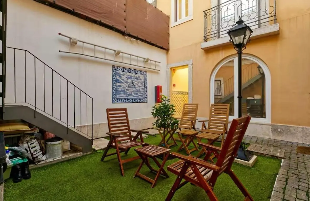 Apartment Homey Haven With A Rustic Charm Lisbon Portugal
