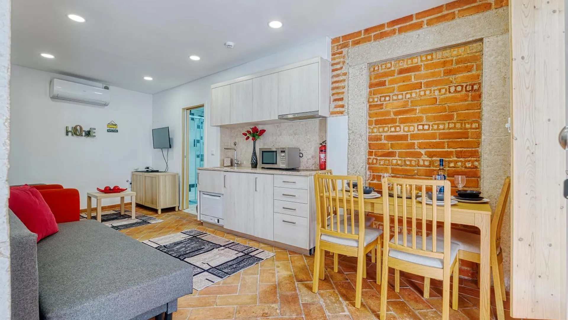 Apartment Homey Haven With A Rustic Charm Lisbon Portugal