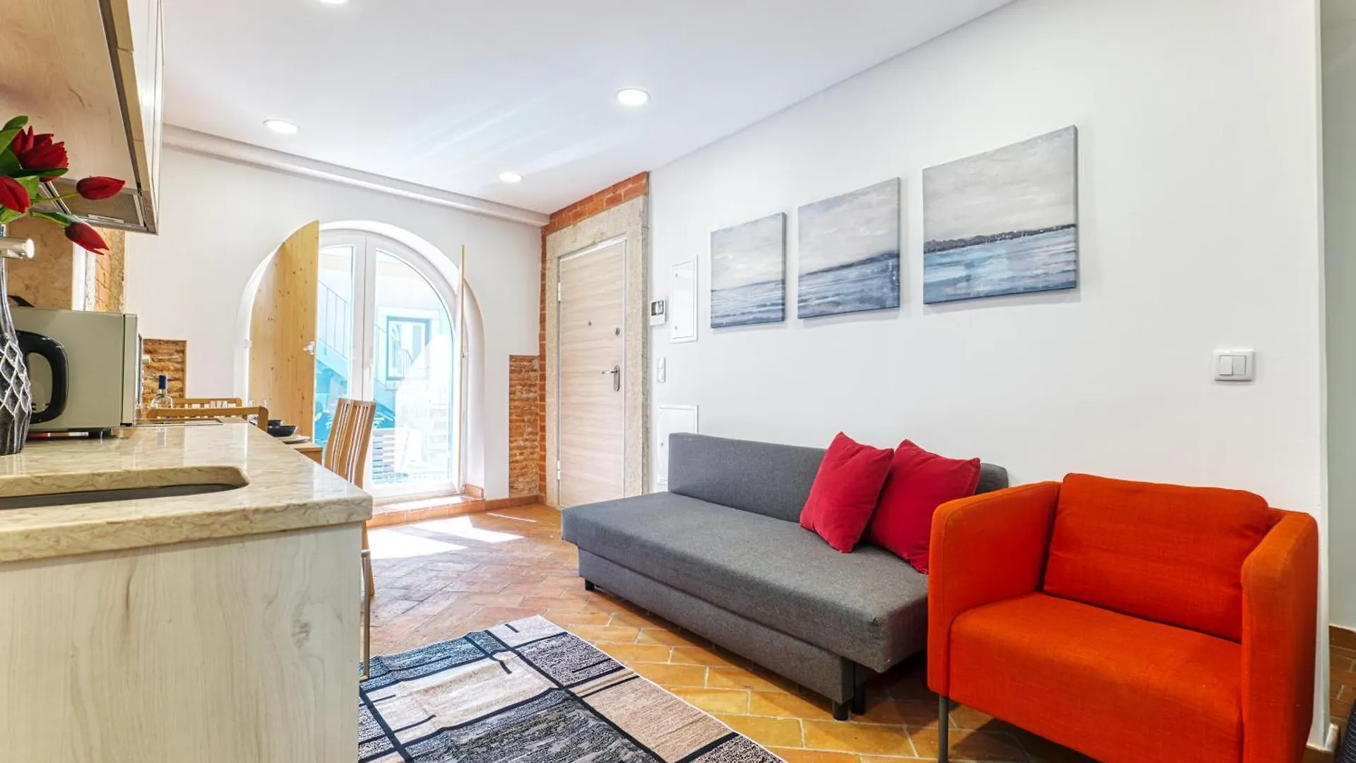 Apartment Homey Haven With A Rustic Charm Lisbon Portugal